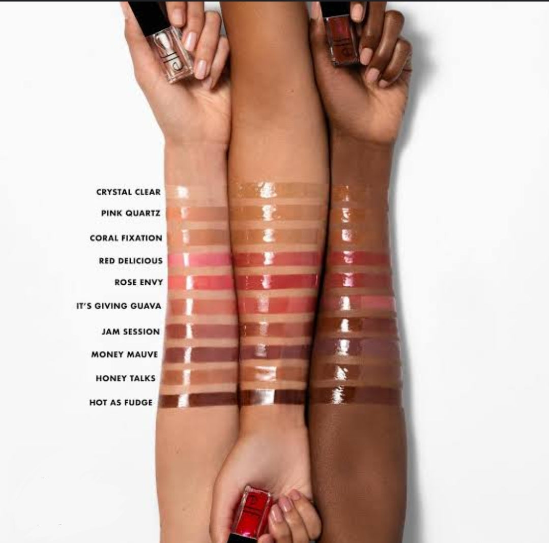 Glow-Boosting Lip Oil for Hydration